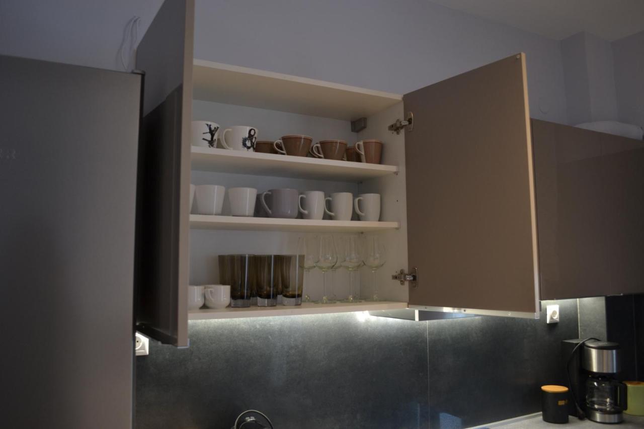 Kalamaria Brand New 1 Bedroom Apartment Thessaloniki Exterior photo